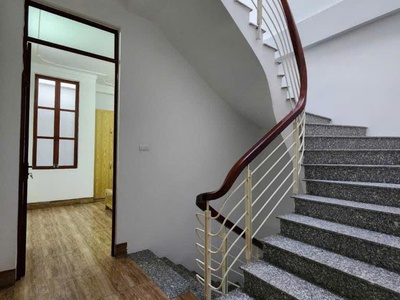 Bán gấp phân lô ô tô gara kinh doanh - dịch vụ hàng bè kiến hưng, hà đông - sổ đỏ cất két 0