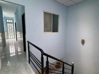 Nhà hẻm đường số 8, Bình Hưng Hòa B dt 50m2 1 lầu 2pn 2wc giá 4 tỷ 4