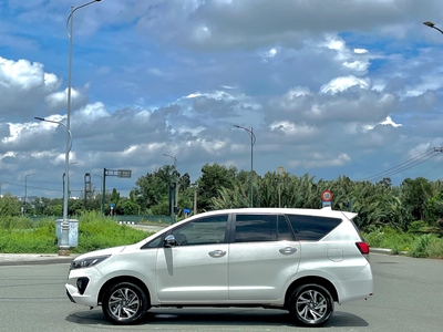 Bán xe Toyota innova 2.0G AT 2022, màu trắng. 3