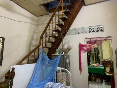 Giảm 1.5 tỷ nhà hxh 2 tầng 149m , lô góc quang trung, qv 2