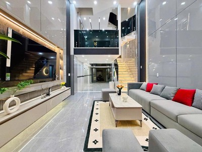 Đẹp  nhà hxt 5 tầng 60m , view sông   thạnh lộc 44 q12 1