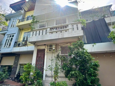 Cần cho thuê nhà nguyên căn ngô gia tự, phường đức giang, quận long biên, hà nội 3