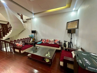 Cần cho thuê nhà nguyên căn ngô gia tự, phường đức giang, quận long biên, hà nội 4