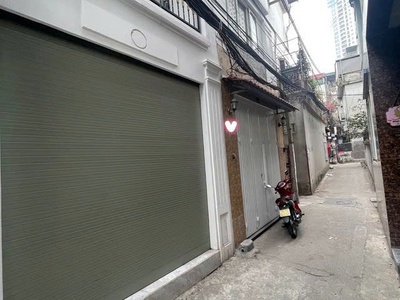 Nhà mới phố ngọc thụy xây độc lập 5 tầng, 38m2,mặt tiền 3.8m,5 tỷ 9 0