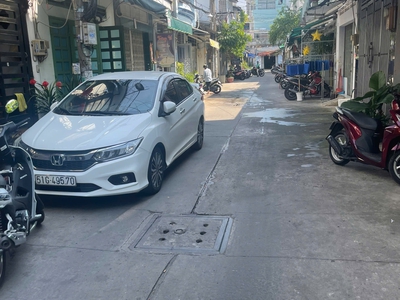 Tin thật  bán nhà quận tân bình, mt 9m, 2 mặt ngõ đường 6m, ô tô tránh, không lỗi, xây ccmn, tách 0