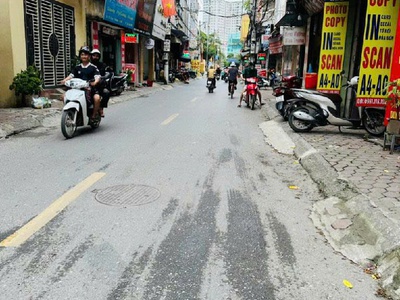 MP Xa La Hà Đông đường rộng kinh doanh sầm uất dt 42m 5 tầng thang máy 0