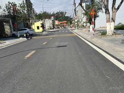 Chính chủ cần bán nhanh 2 lô đất liền kề tại tuyến 1 đường thanh niên, phường ngọc xuyên, đồ sơn, 0