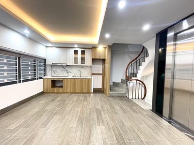 Bán nhà thái hà 36m x 7 tầng nhà mới đẹp, ngõ oto đỗ sát cửa, thang máy mới tinh, thoáng mát 2