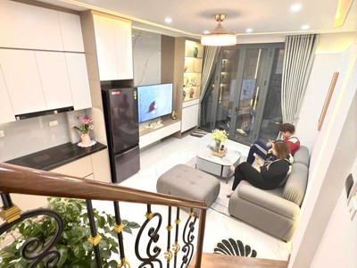 Bán nhanh nhà 5 tầng phố quan nhân - thanh xuân, 30m2 nhà đẹp ở luôn giá chỉ có 7,9 tỷ 0