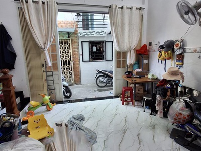 Sốc  nhà 2 tầng sàn 56m    nguyễn thái sơn qv 3