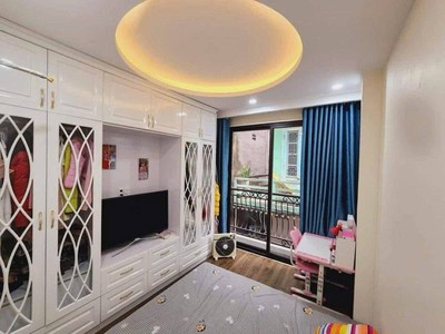 Bán nhà trung tâm đống đa ngõ thông thoáng nhà đẹp kinh doanh online, spa, nail 4,9 tỷ 2