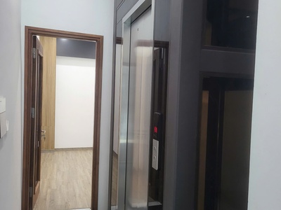 Bán nhà tân mai - hoàng mai, dt40m2, 5 tầng, thang máy, giá nhỉnh 8tỷ 2