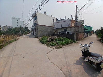 Đất đẹp quang minh, mê linh. lô góc, 2 mặt tiền, cạnh siêu thị mê linh plaza, đường cao tốc. 0