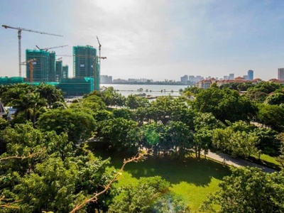 Bán tòa nhà 120m 9 tầng mt 8.4m thang máy mặt hồ tây dt khủng giá 137 tỷ 0878168006 0