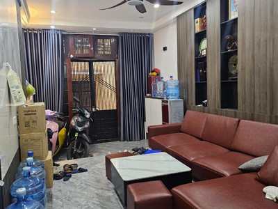 Bán nhà tương mai siêu hiếm 4 tầng long lanh dân xây phân lô 5M ô tô dừng đỗ hoàng mai 1