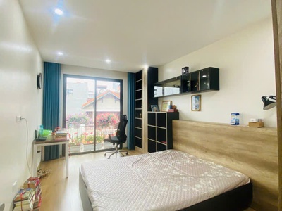 Nhà Ba Đình 56m2 x mặt tiền rộng 5.5M - Ô tô đỗ cửa - Ngõ to, thông thoáng - Thang máy 1