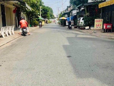 Tổng giảm 2 tỷ  giá chỉ còn 13 ty 5  bán nhà hẻm xe tải  nhà còn mới  khu kinh doanh đường thông 0
