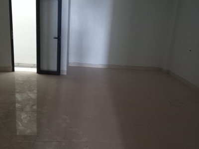 Cho thuê nhà riêng phân lô 50m ô tô đỗ cửa tại hoàng quốc việt, cầu giấy, phù hợp làm vp công ty, 2