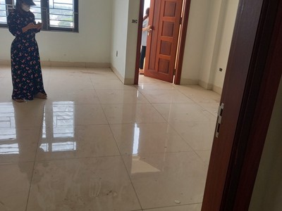 Cho thuê nhà riêng phân lô 50m ô tô đỗ cửa tại hoàng quốc việt, cầu giấy, phù hợp làm vp công ty, 4