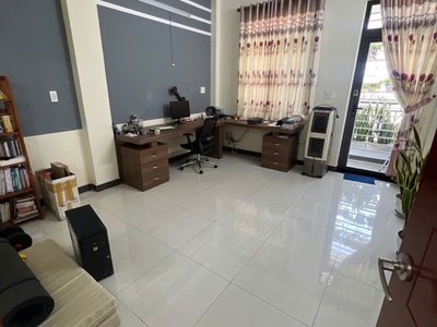 Bán mtkd đỉnh ngay ngã ba dương thị mười và trần thị năm không lỗi pt 100m2 nhỉnh 11 tỷ tl 3