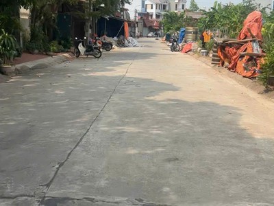 mặt tiền rộng, giá tốt bán đất 89.3m2 giá 2 tỷ 2, vị trí tuyệt vời 0