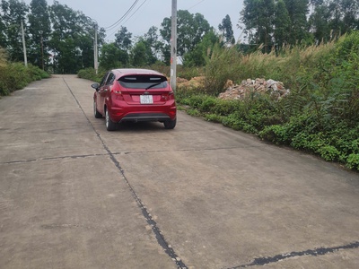 Bán đất đấu giá nội hoàng 90m2- mặt tiền 5m. đường 17m- giá 2,5 tỷ 0