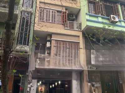 Bán nhà mặt phố Nguyễn An Ninh, thông phố Trương Định, Tân Mai Dt 85m x 4t, Mt 4.5 m giá 26.9 tỷ 0