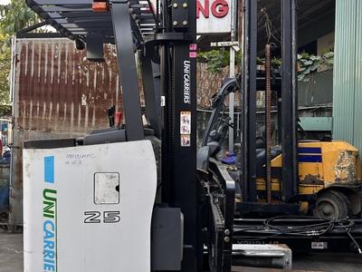 Bán cho thuê Xe Nâng Unicarriers 2
