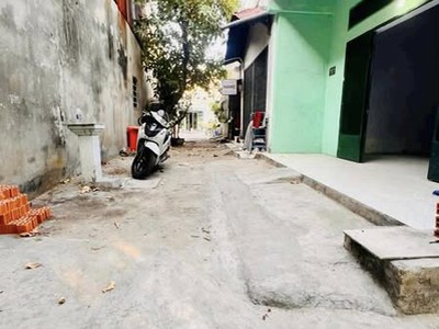 Lê trọng tấn - bán đất tặng nhà - hẻm 5m - 62m n4.4 14 0 lg nhỉnh 4 đồng 0