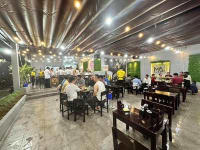 Cần sang quán tại giao lộ nguyễn khắc viện vs hoàng công chất 2