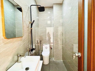 Gấp, nhà bán ngay chợ long trường, ndtrinh, tp. tđ chỉ cần 2ty5 mua ngay, nhà 3 lầu,4pn mới tinh. 2