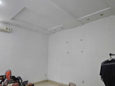 2  măth hxt  đht 42 - 200m2  9,5x21  2 sổ a4 - c4 - chdv, vp công ty hoặc 2 căn 6 tầng - 60 tr/m2 3
