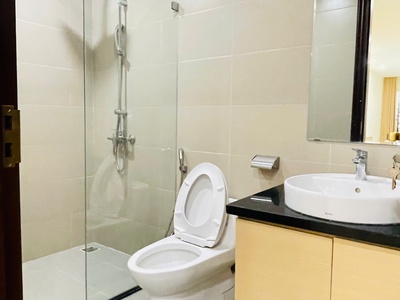 Cho thuê chdv 50m2 tại quảng an, tây hồ, hà nội, chỉ với 8 triệu 4