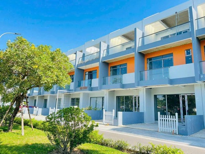 Quá rẻ -đường 71 trục chính thông các gói- đối diện hồ bơi- nhà có dòng tiền cho thuê hàng tháng 21 0