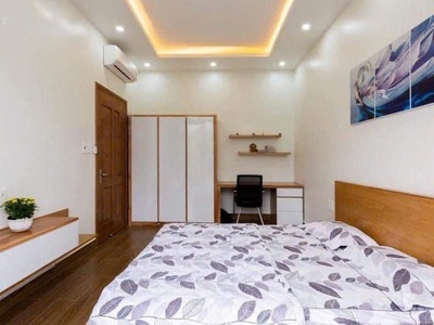 Bán nhà GV ngang khủng 5.6m, 1 trệt 2 lầu 1 sân thượng, SHR hoàn công đầy đủ 5