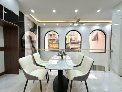 Bán nhà phúc diễn, 52m2x4t, ngõ thông, 20m o tô kinh doanh, 4n full nội thất. nhỉnh 9 tỷ 2