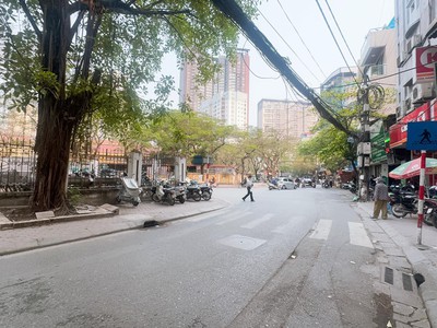 Bán nhanh ks 3  trung tâm quận thanh xuân, 102m2x8 tầng, thang máy, lô góc 69,9 tỷ 0