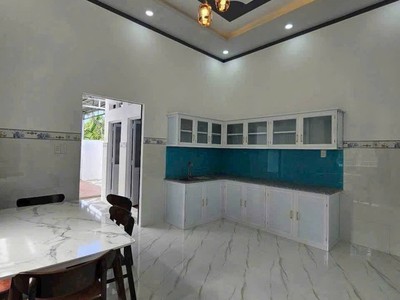 Bán Nhà Cấp 4 - 95m2 - Bv Bình Chánh - SHR - hỗ trợ vay 70 2