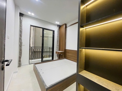 Nhà Mới Koong Phố Nguyễn Viết Xuân Hà ĐÔng ô tô Cực Gần dt 33m 5 tầng 6 ngủ đủ công năng 4