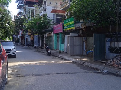 Bán nhà mặt hồ bồ đề long biên đường oto tránh kd ở sướng 172m, mặt tiền: 6m, 40 tỷ 3