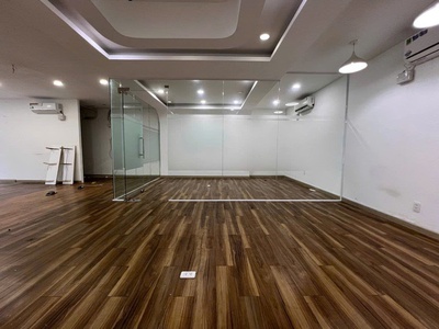 Cho thuê văn phòng quận 4 75m2 2
