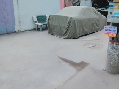 Bán nhà: tựu liệt, cách bến xe nước ngầm 1km. 50m2, 6 tầng, oto ngủ trong nhà. nhỉnh 8 đồng 2