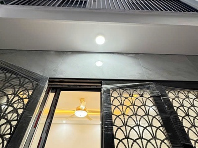 Nhà mới - full nội thất xịn nguyễn văn linh-long biên 35m2n x  5 tầng mặt tiền 4m, 5.7 tỷ. 1