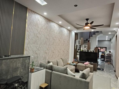 Bán nhà Phố Vọng  Đại La, sổ phân lô, gần bãi xe gửi ô tô 50m, hai mặt ngõ giá 7.5 tỷ 0