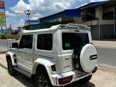 Bán xe Suzuki Jimny 2024 1.5L 4x4 AT màu trắng. 3