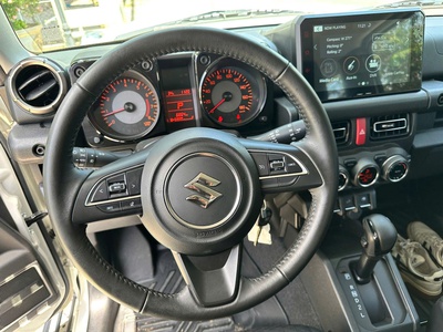 Bán xe Suzuki Jimny 2024 1.5L 4x4 AT màu trắng. 6