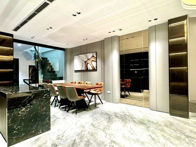 Bán nhà mặt phố triệu việt vương, 135m2, 7 tầng thang máy, mặt tiền 6m, 103 tỉ, vỉa hè rộng, kinh 2