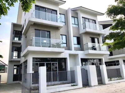 Biệt thự đẳng cấp ciputra, tây hồ   180m x 4 tầng   mặt tiền 9m   nội thất gỗ quý   89 tỷ 1