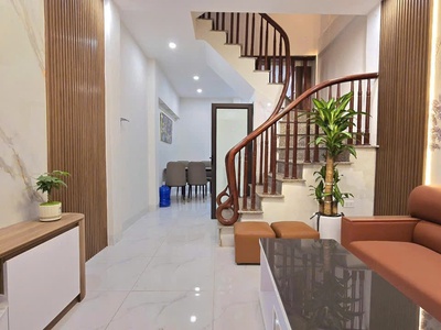 Bán nhà 4 tầng 4 ngủ cực đẹp ngõ 168 kim giang gần ô tô   hoàng mai 0
