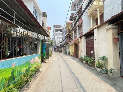 Bán đất phố tân thụy, phúc đồng long biên ngõ nông oto thông vào 83m mặt tiền: 4.6m 12 tỷ 1